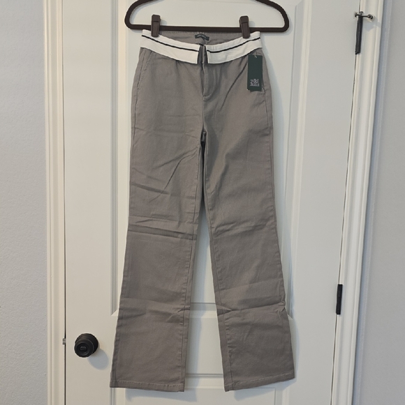 wild fable Pants - Target Wild Fable Gray Pants with White And Black Trim. Size 00. NWT